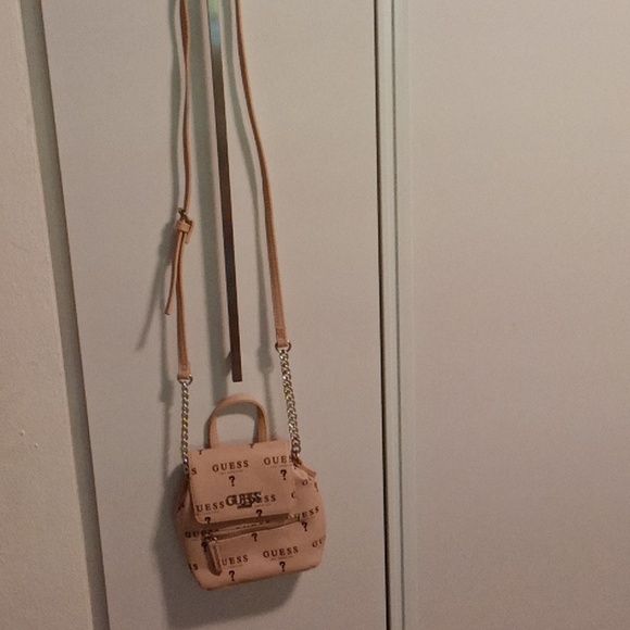 Guess crossbody bag - Picture 2 of 8